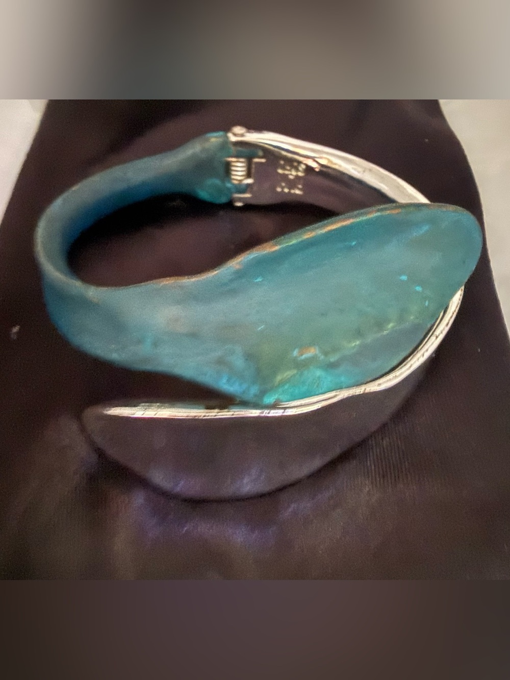 Robert Lee Morris Femme Petal Patina & Silver
Sculptural Bypass Hinged Bracelet